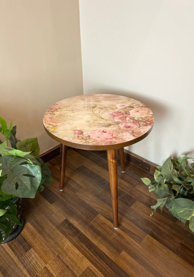 Round Accent Table : - Garden Glory