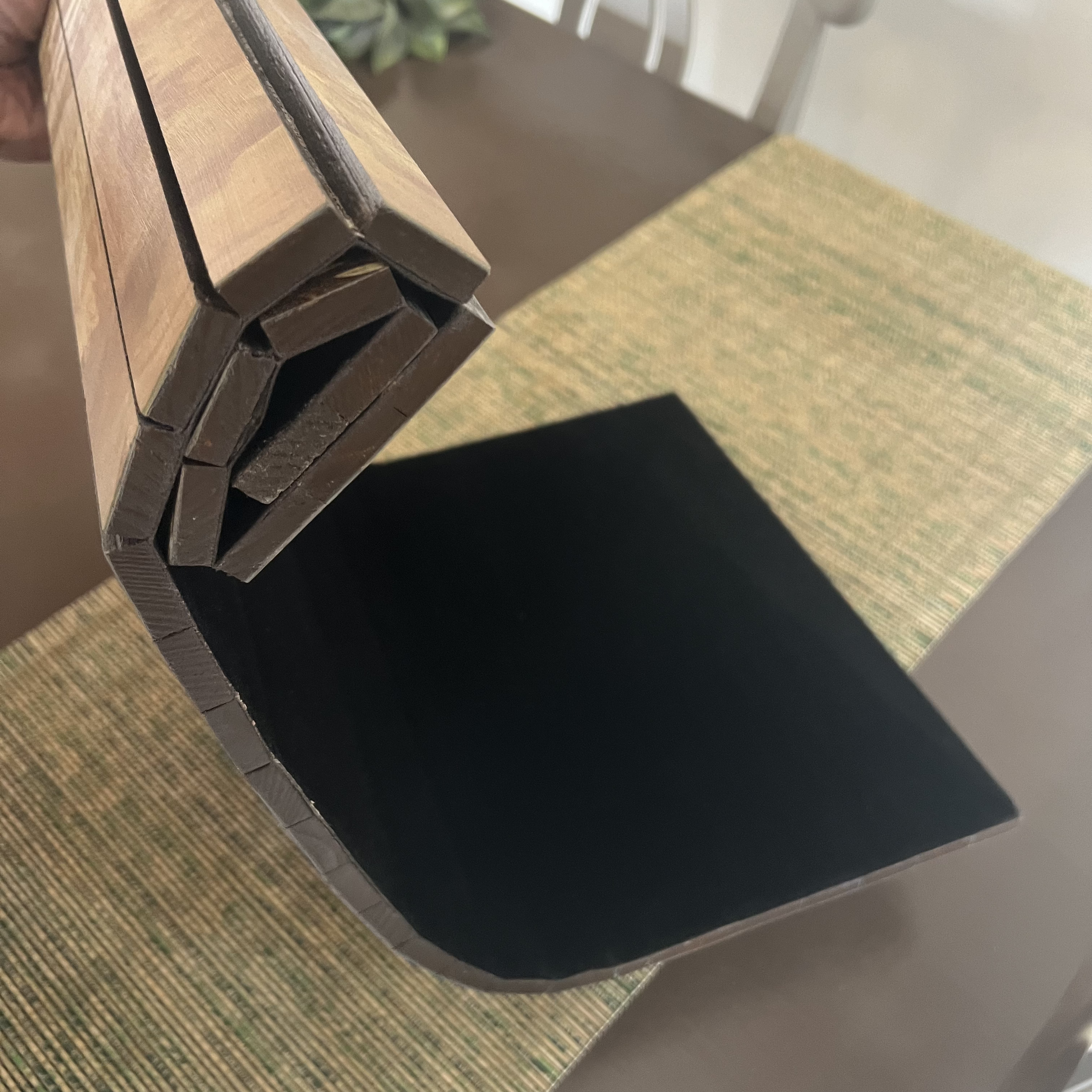 Wooden Collapsible Runner - Dancing Peonies