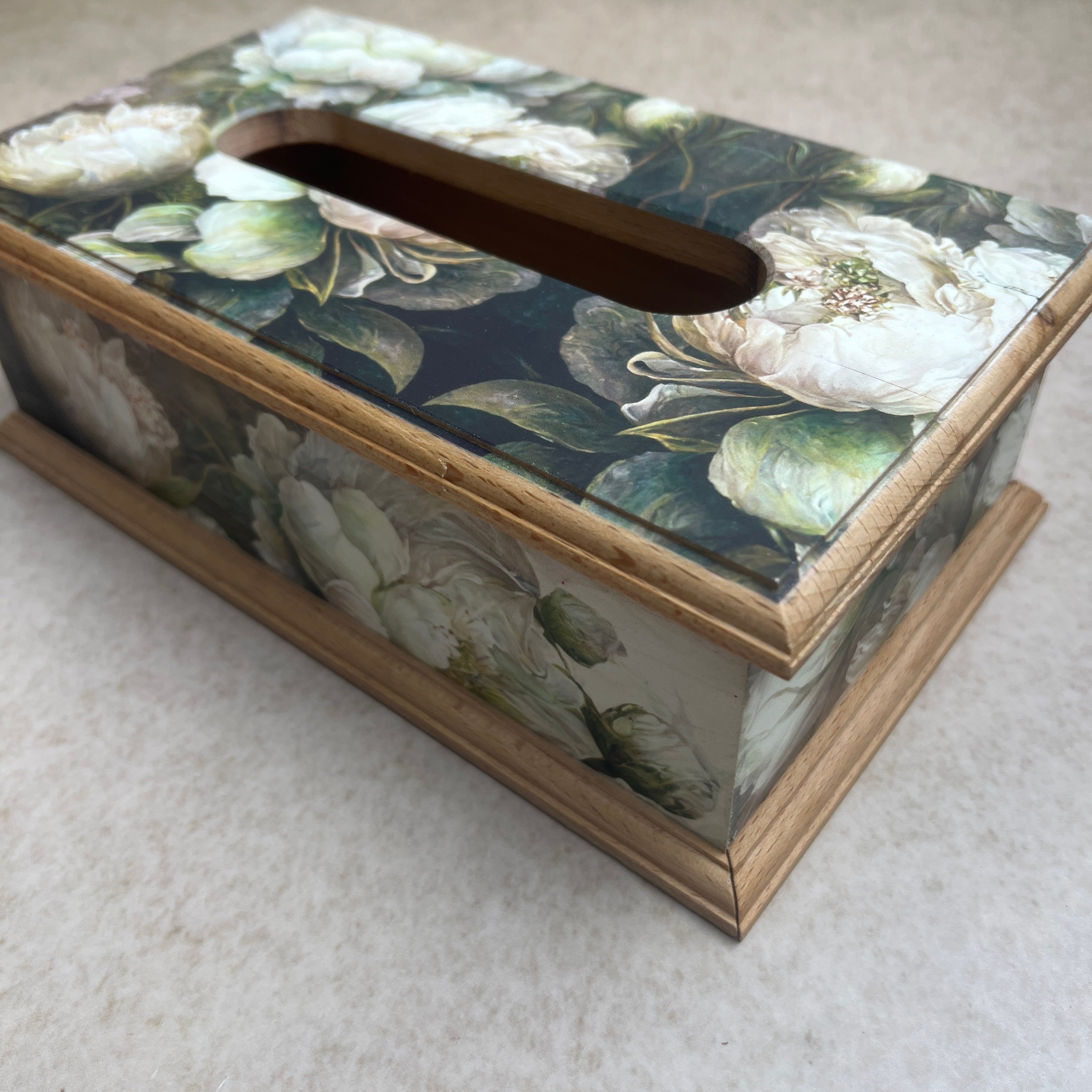 Tissue Box - The Luxury Series - Dancing Peonies