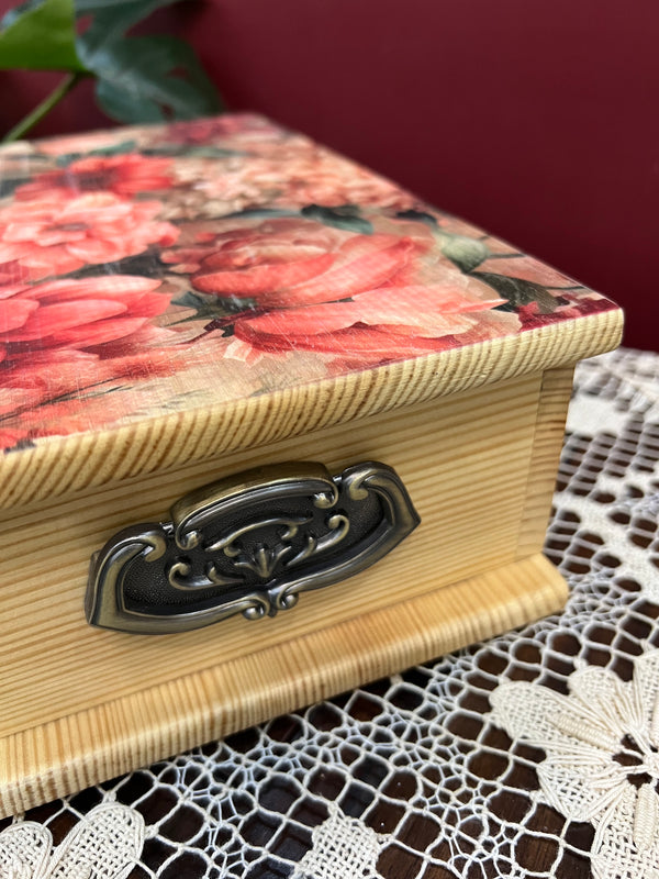 Keepsake  Box - Floral Garden